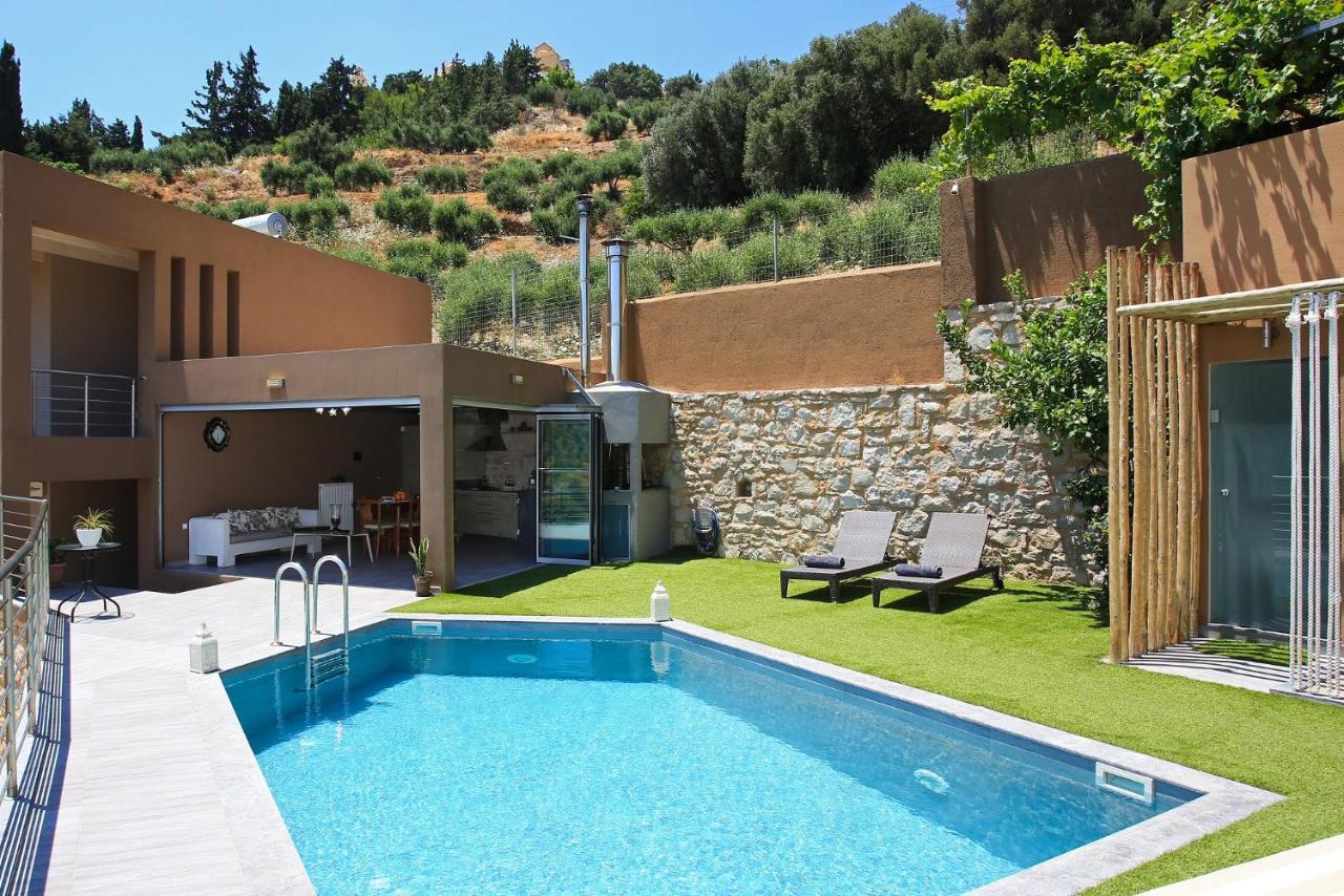 Design Villa Nicol - Heated Pool - Summer Kitchen 伊拉克利翁 外观 照片