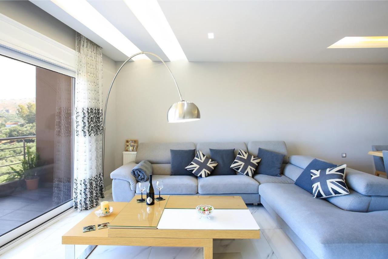 Design Villa Nicol - Heated Pool - Summer Kitchen 伊拉克利翁 外观 照片